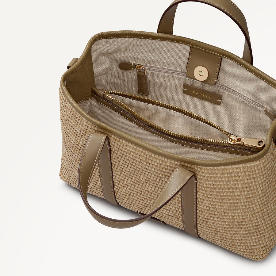 Chartfield Place - Raffia Medium Open Top Grab Acorn - 113629