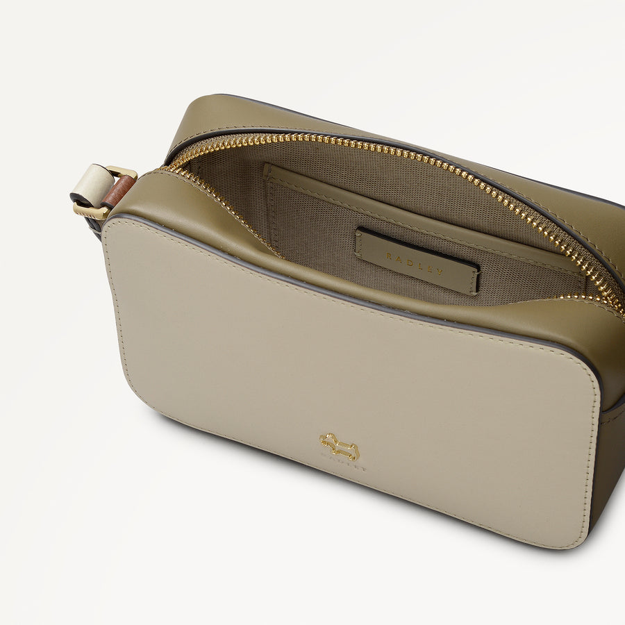 Beech Row - Colourblock Mini Zip Around Cross Body Salt - 113643