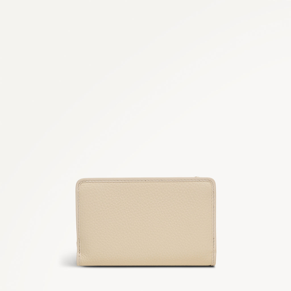 Chartfield Place Medium Bifold Purse Salt - 113685