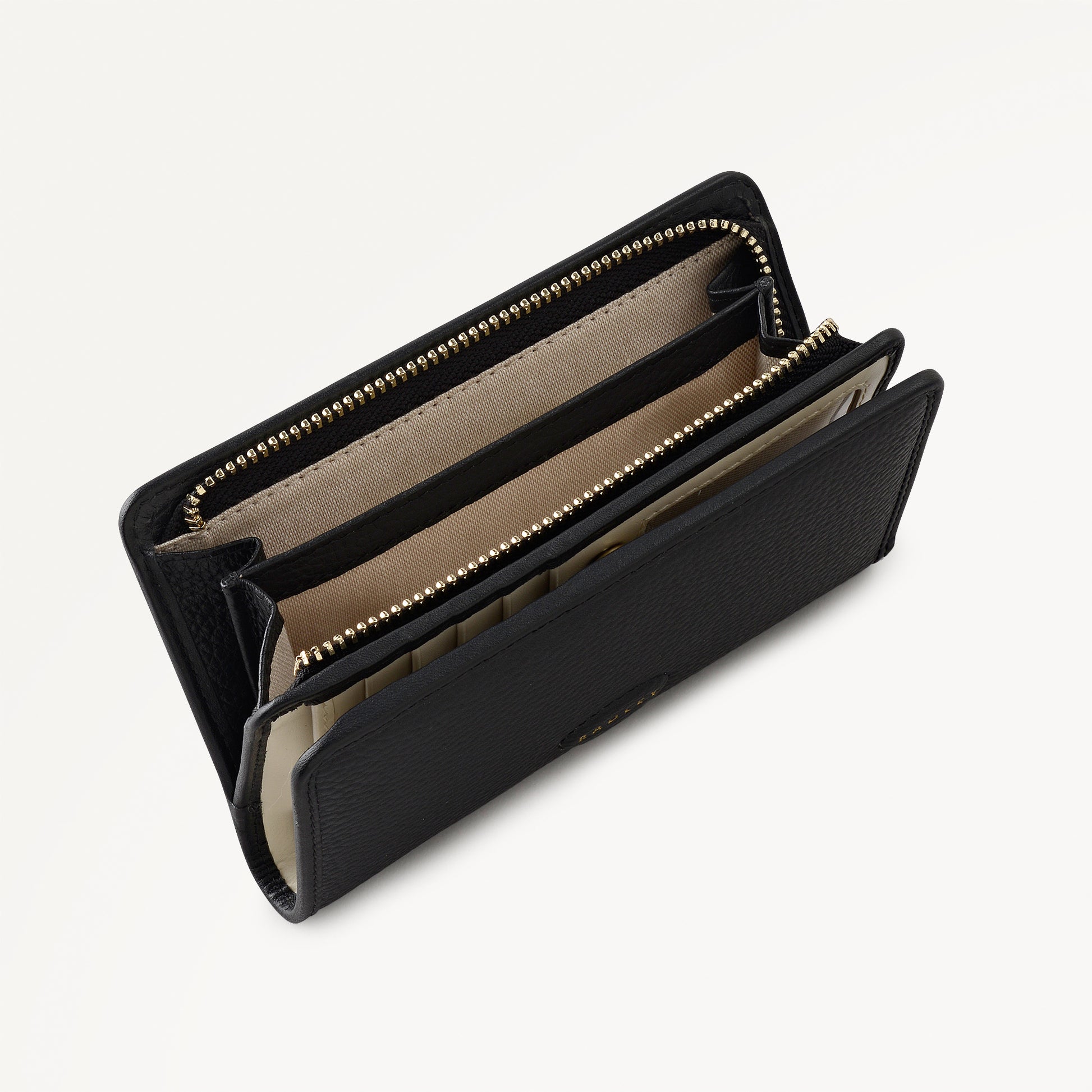 Chartfield Place Medium Bifold Purse Black - 113687