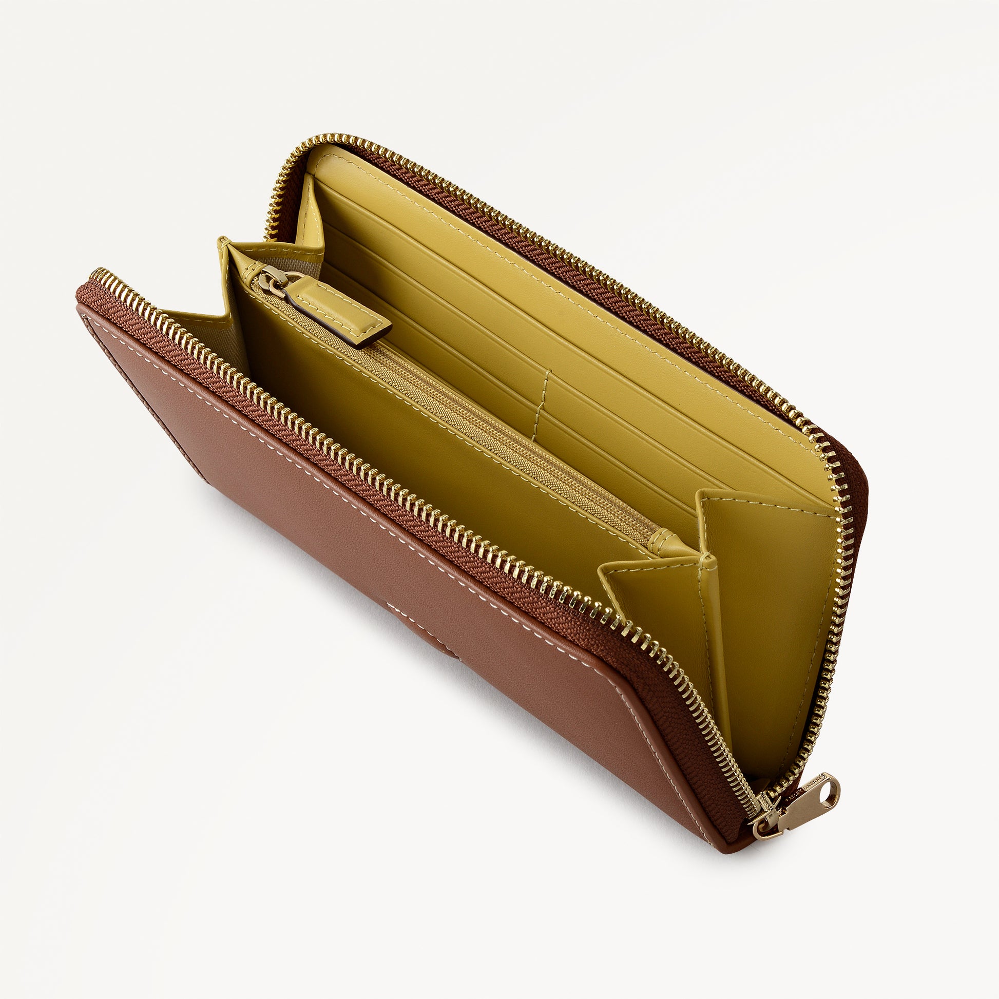 Chartfield Place Large Zip Around Wallet Cognac - 113689