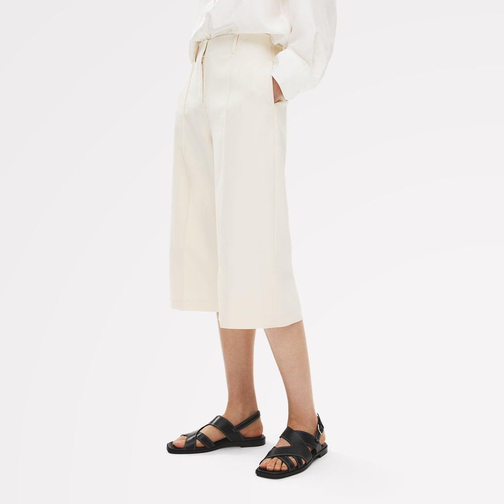 The Evie - Sandal  Luxe Artisan Flat Sandal Black - 113734