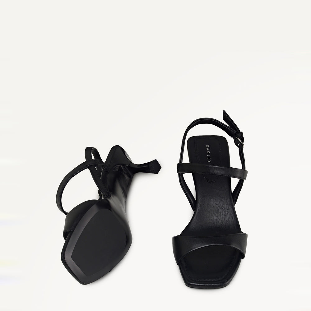 Meadow Road Sleek High Sandal In Black - 113738