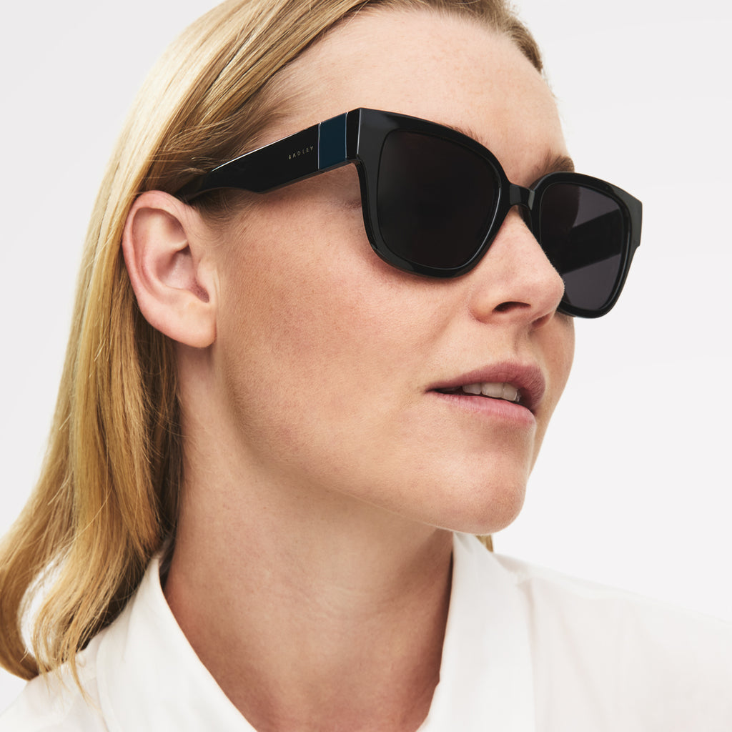 Portland Way Square Eye Sunglasses Black - 113762