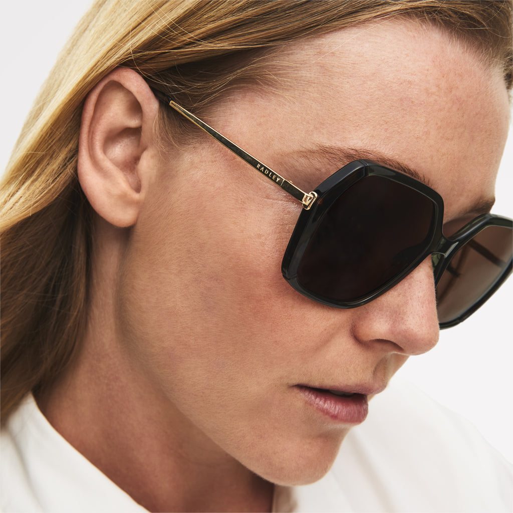 WANDSWORTH OVERSIZED 70S SUNGLASSES CRYSTAL GREEN - 113797