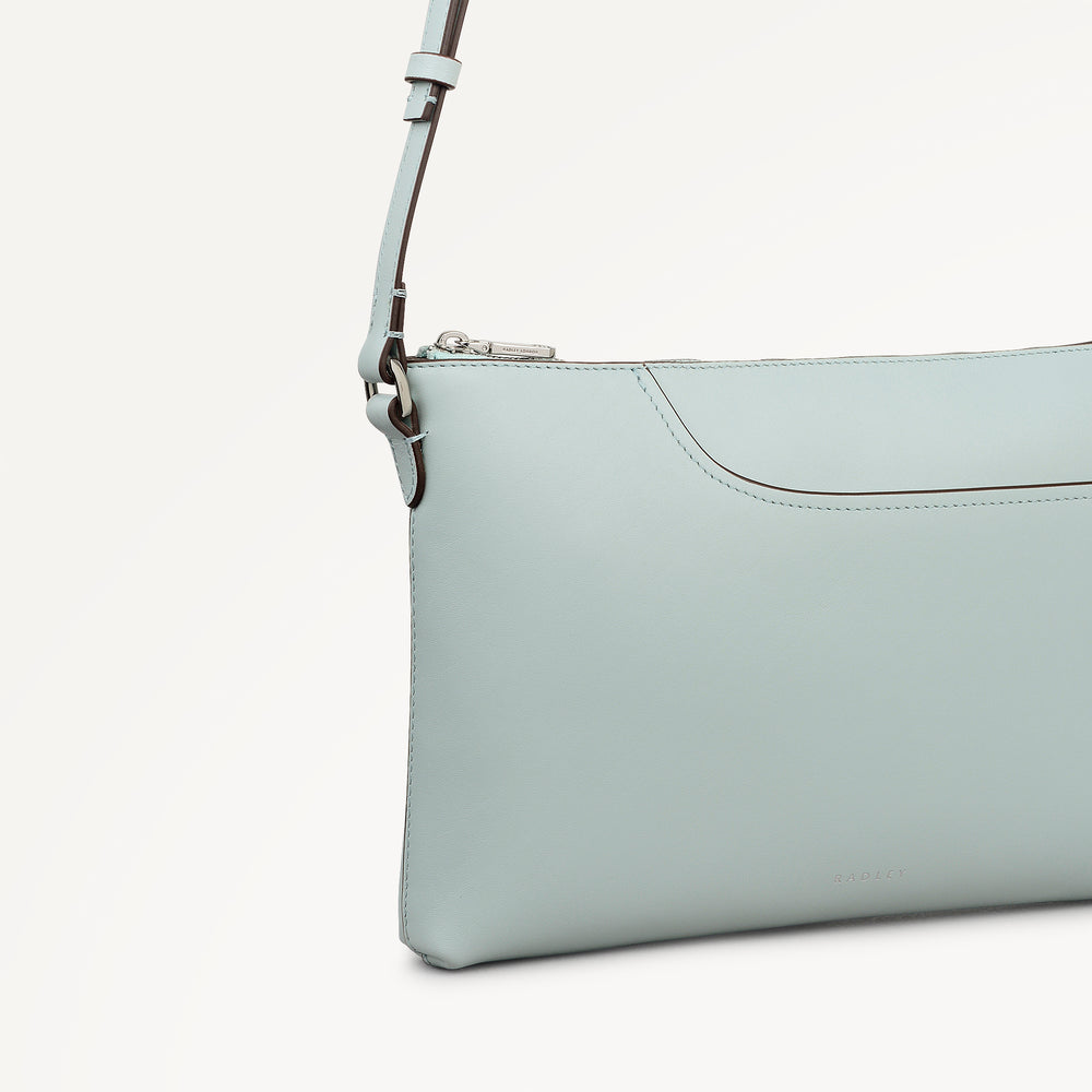 Pockets Medium Ziptop Ew Cross Body Seafoam - 113818