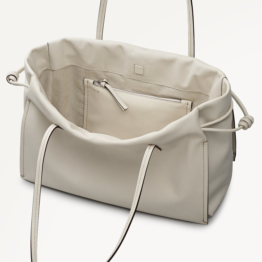 The Roxburgh Large Drawstring Shoulder Salt - 113840