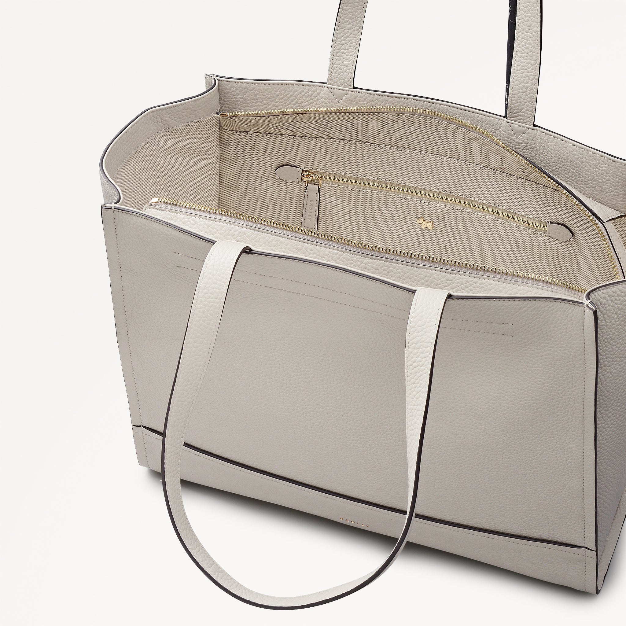 Oak Street Medium Ziptop Tote Shell - 113855