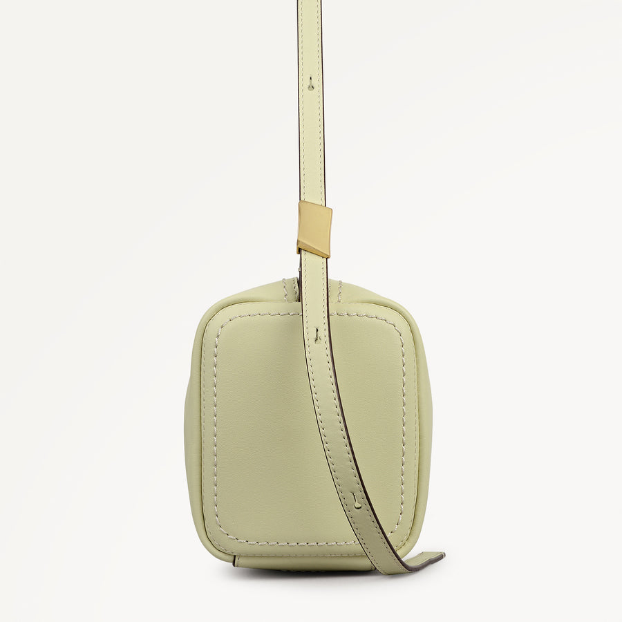 The Willow Small Ziptop Shoulder Lemongrass - 113857