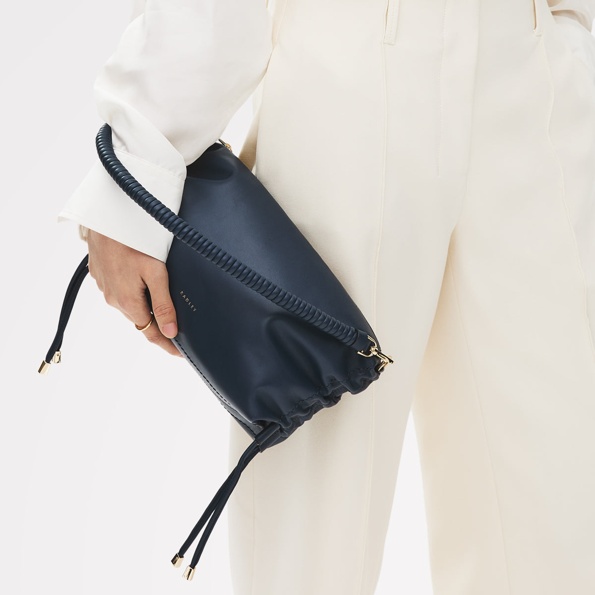 Eden Row Small Ziptop Cross Body Naval - 113865