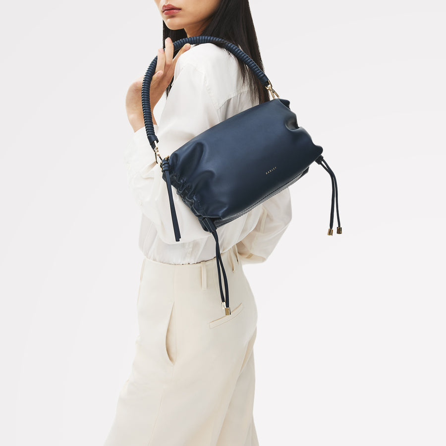 Eden Row Small Ziptop Cross Body Naval - 113865