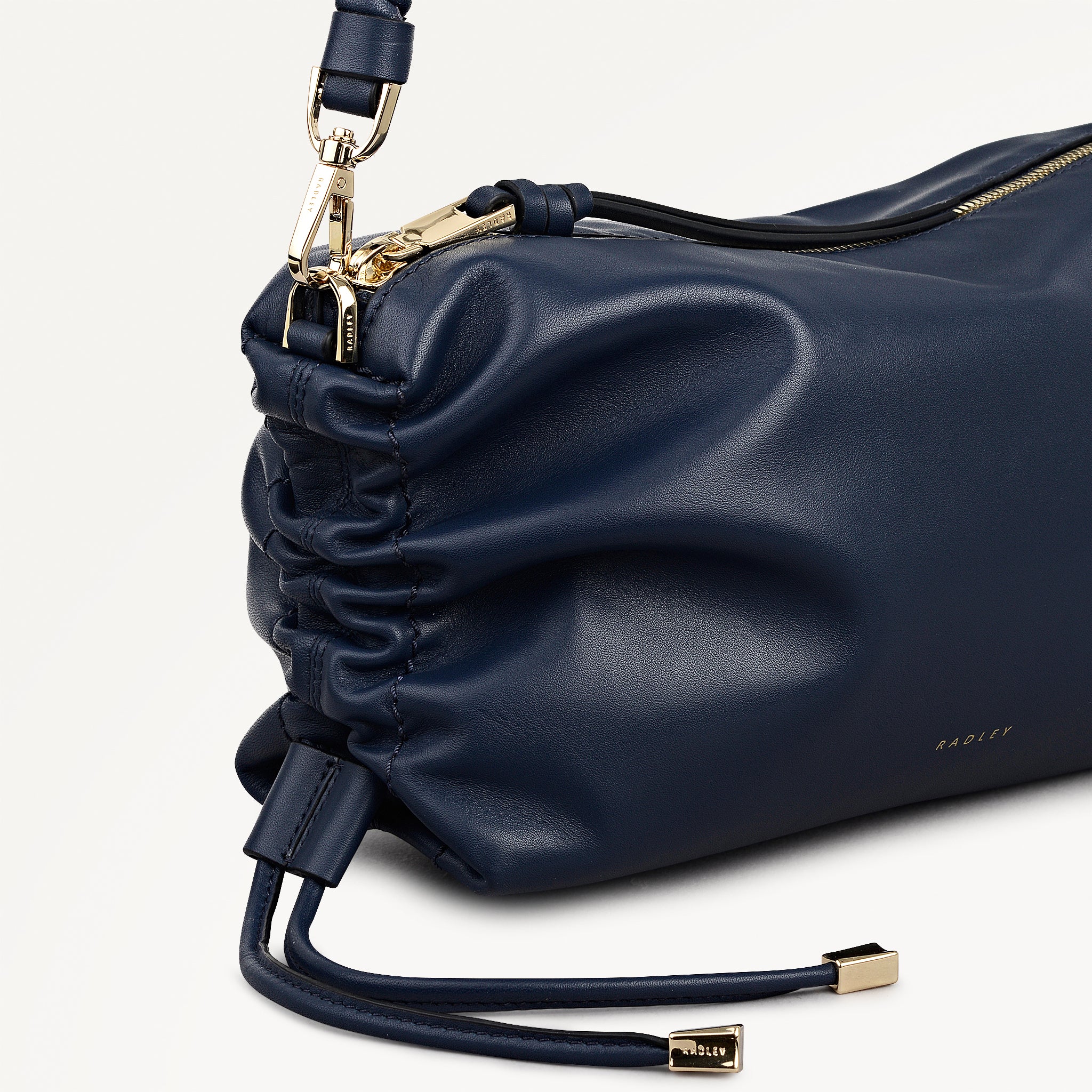 Eden Row Small Ziptop Cross Body Naval - 113865