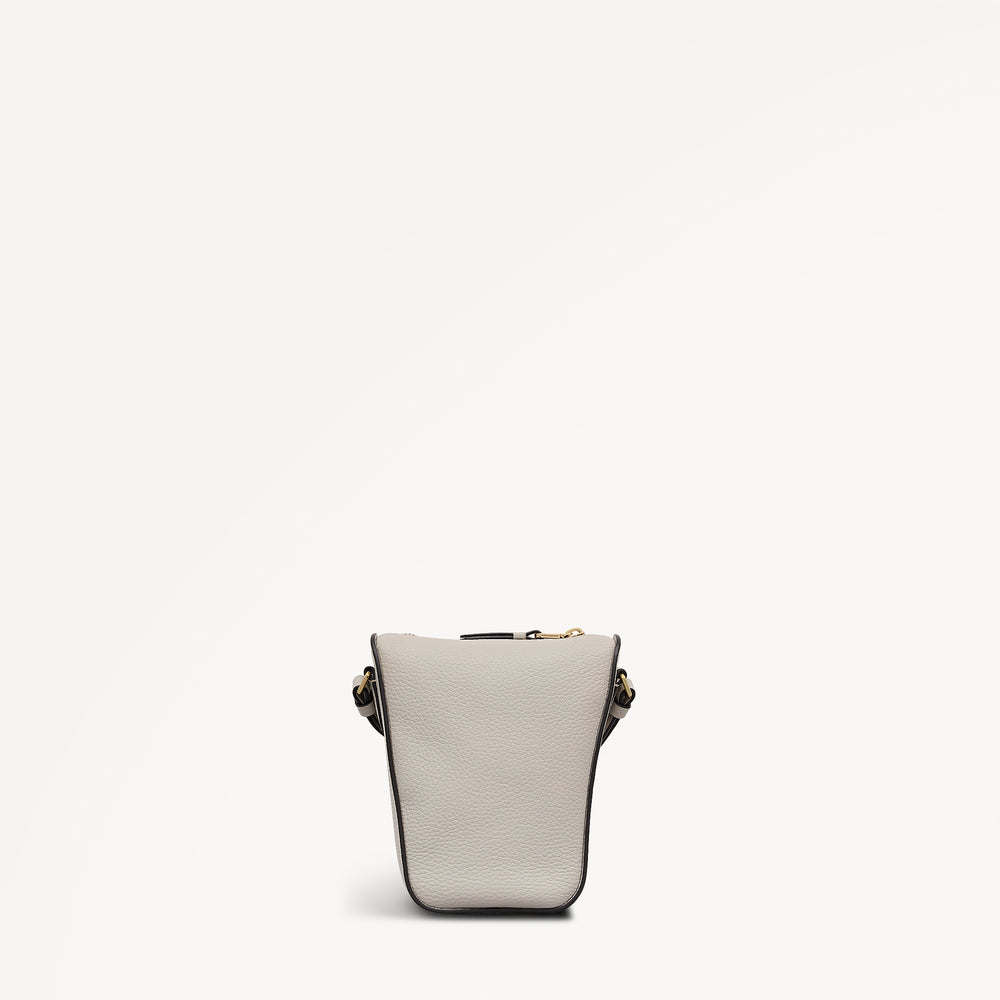 Oak Street Medium  Phone Cross Body Shell - 113870