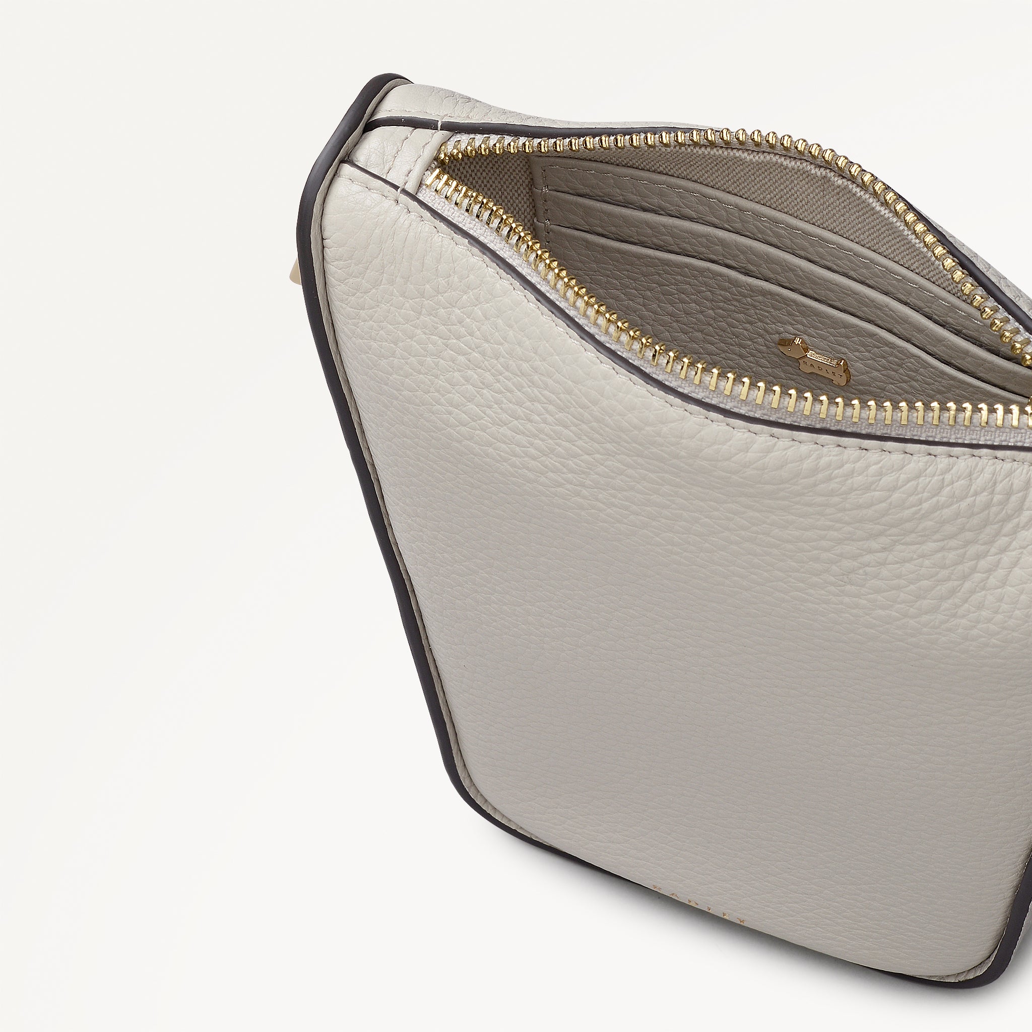 Oak Street Medium  Phone Cross Body Shell - 113870