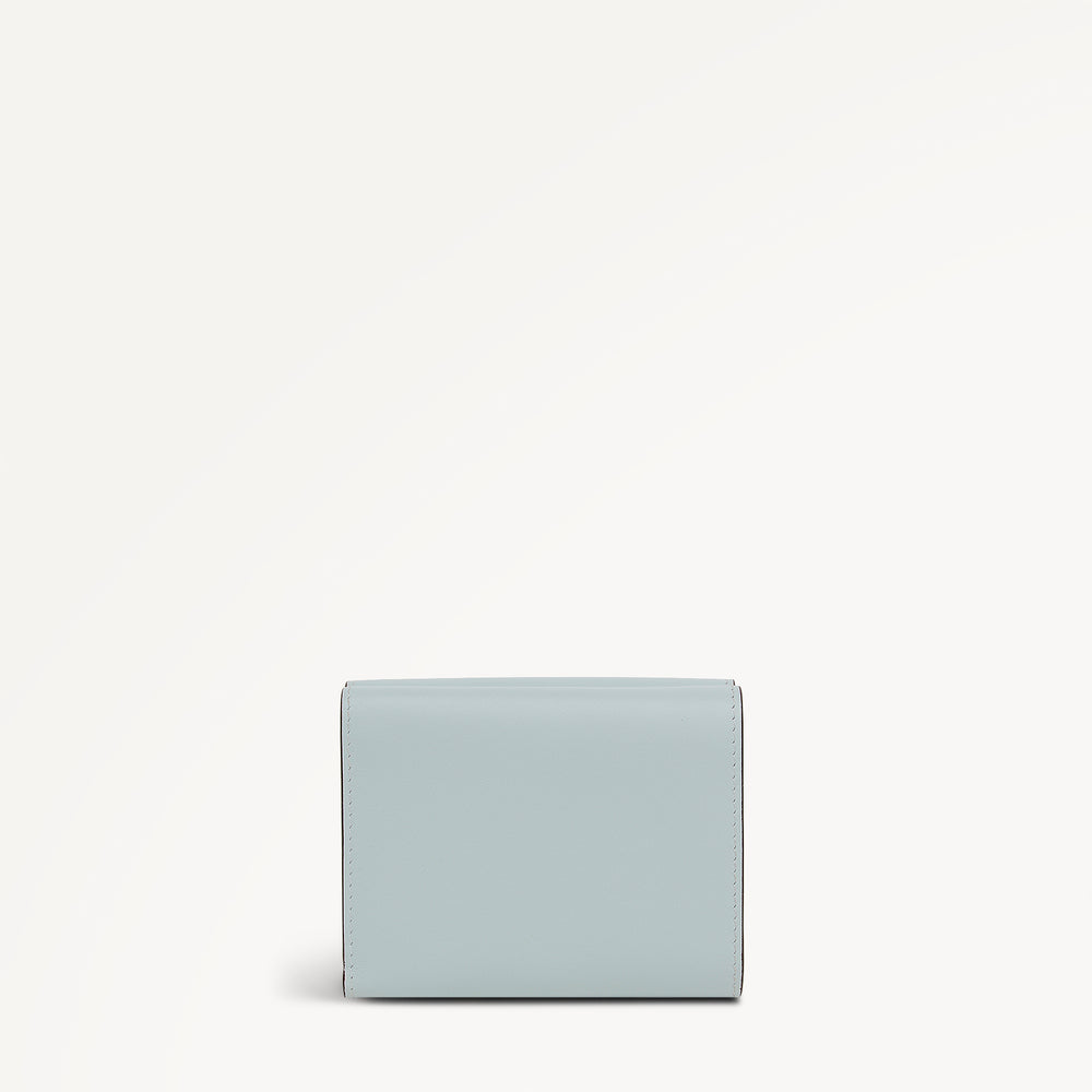 Pockets Small Trifold Purse Seafoam - 113891