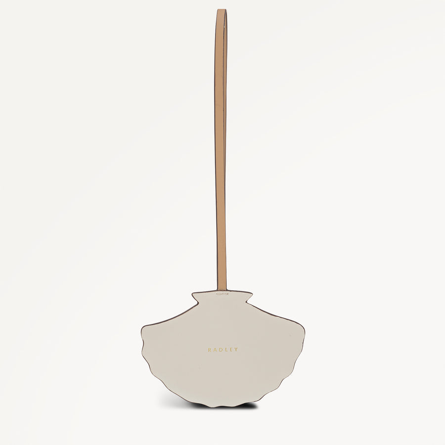 Shell Bag Charm Salt - 113928