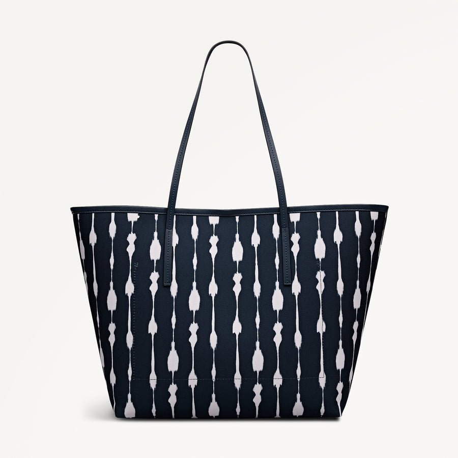 ADDISON TIE DYE STRIPE LARGE OPEN TOP TOTE NAVAL