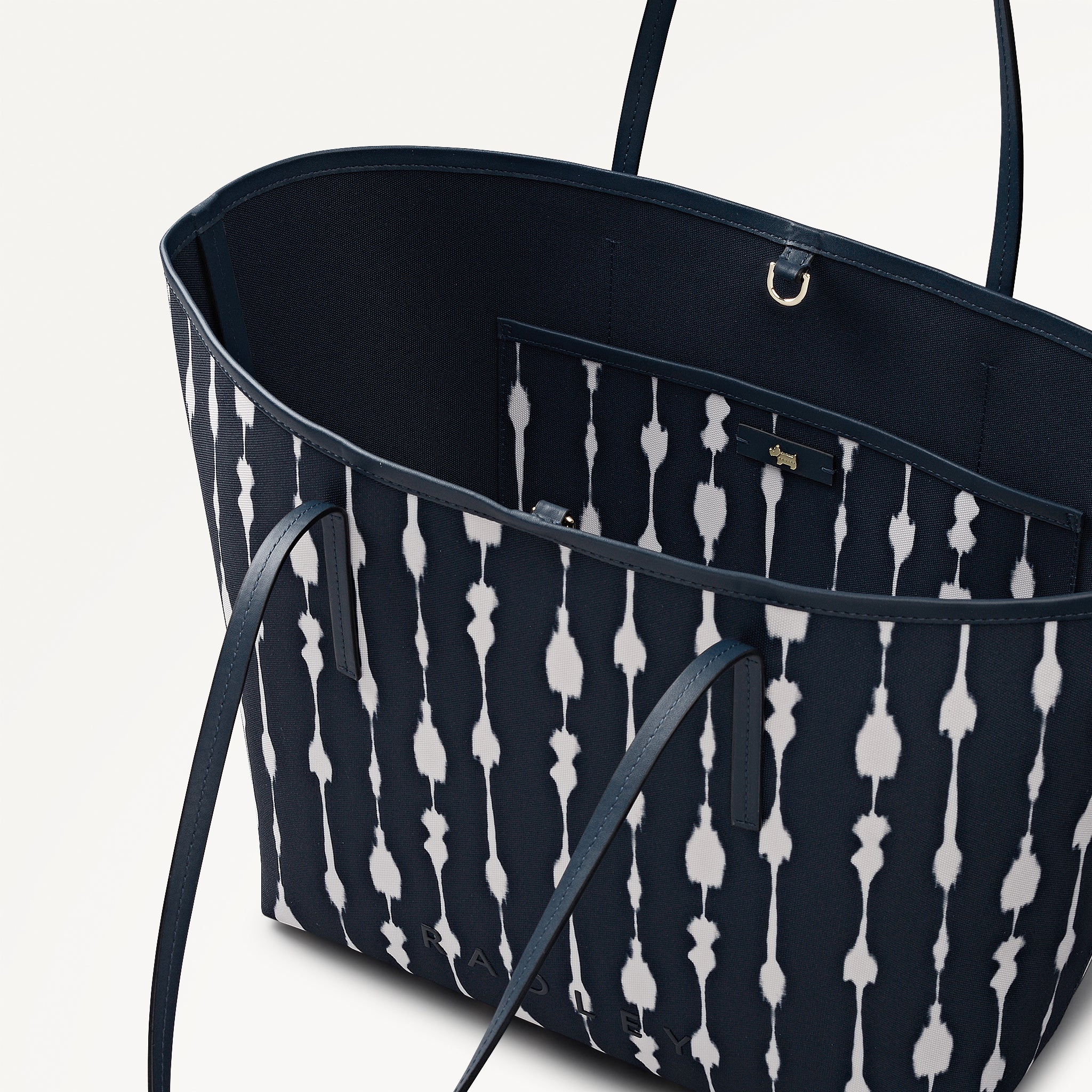 ADDISON TIE DYE STRIPE LARGE OPEN TOP TOTE NAVAL