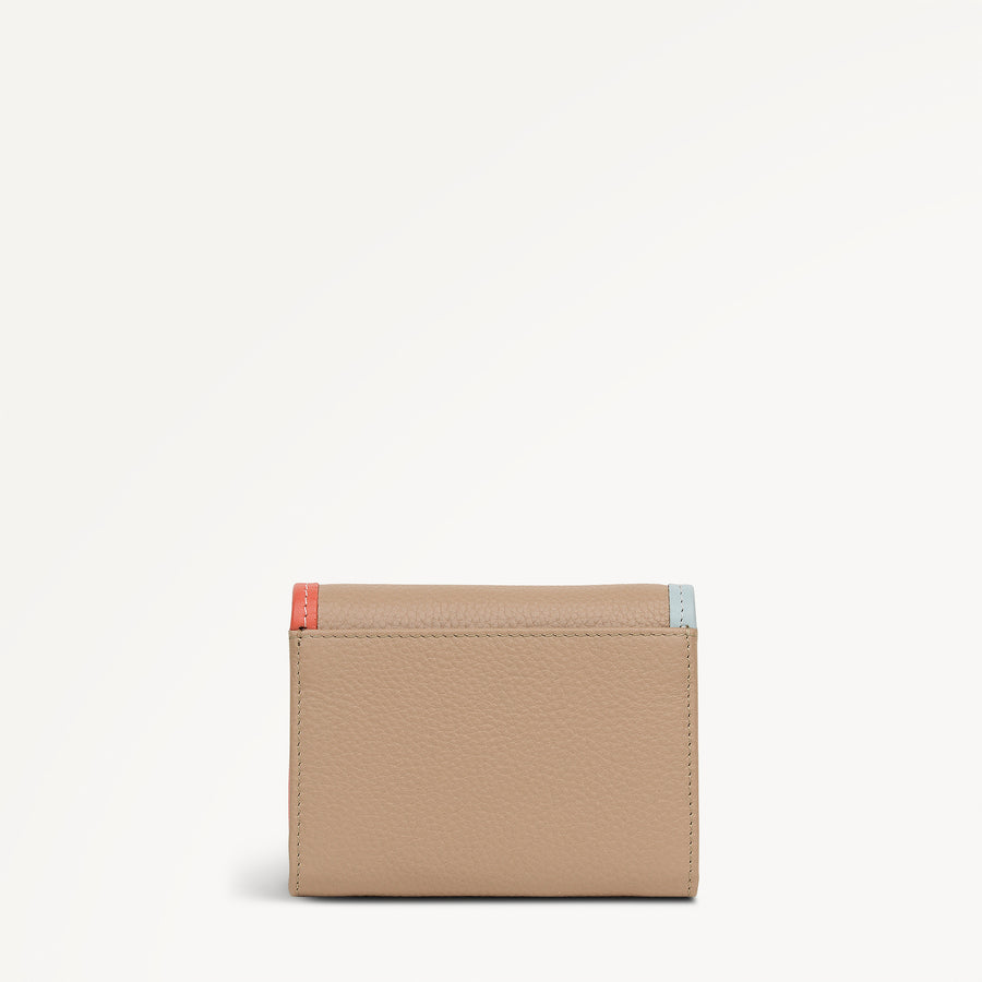 Liverpool Gardens Medium Flapover Purse Sahara - 114050