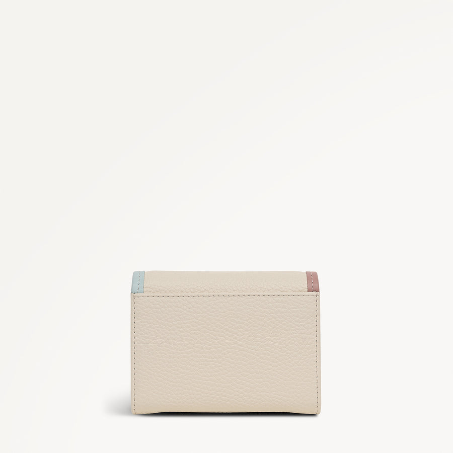 Liverpool Gardens Medium Flapover Purse Salt - 114051