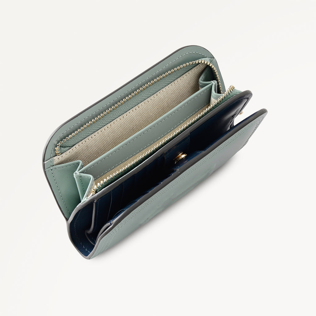 Keswick Mews Medium Bifold Purse Green Water - 114088