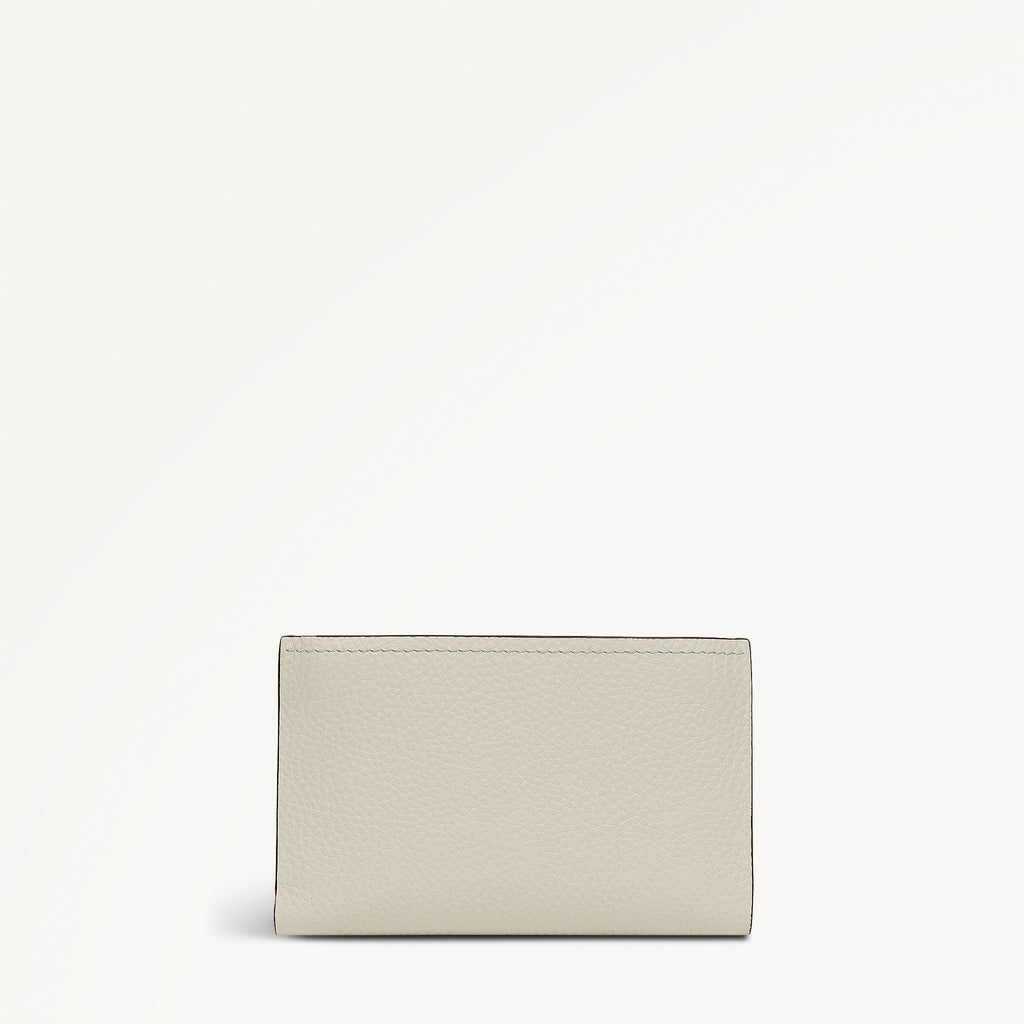 Luggage Lane Medium Bifold Purse Shell - 114106
