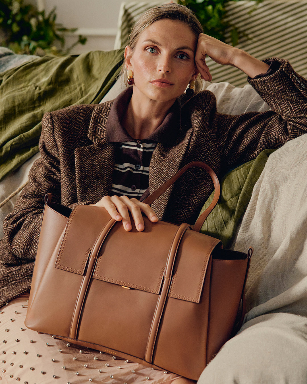 The Chancery Large Flapover Shoulder Cognac - 113238