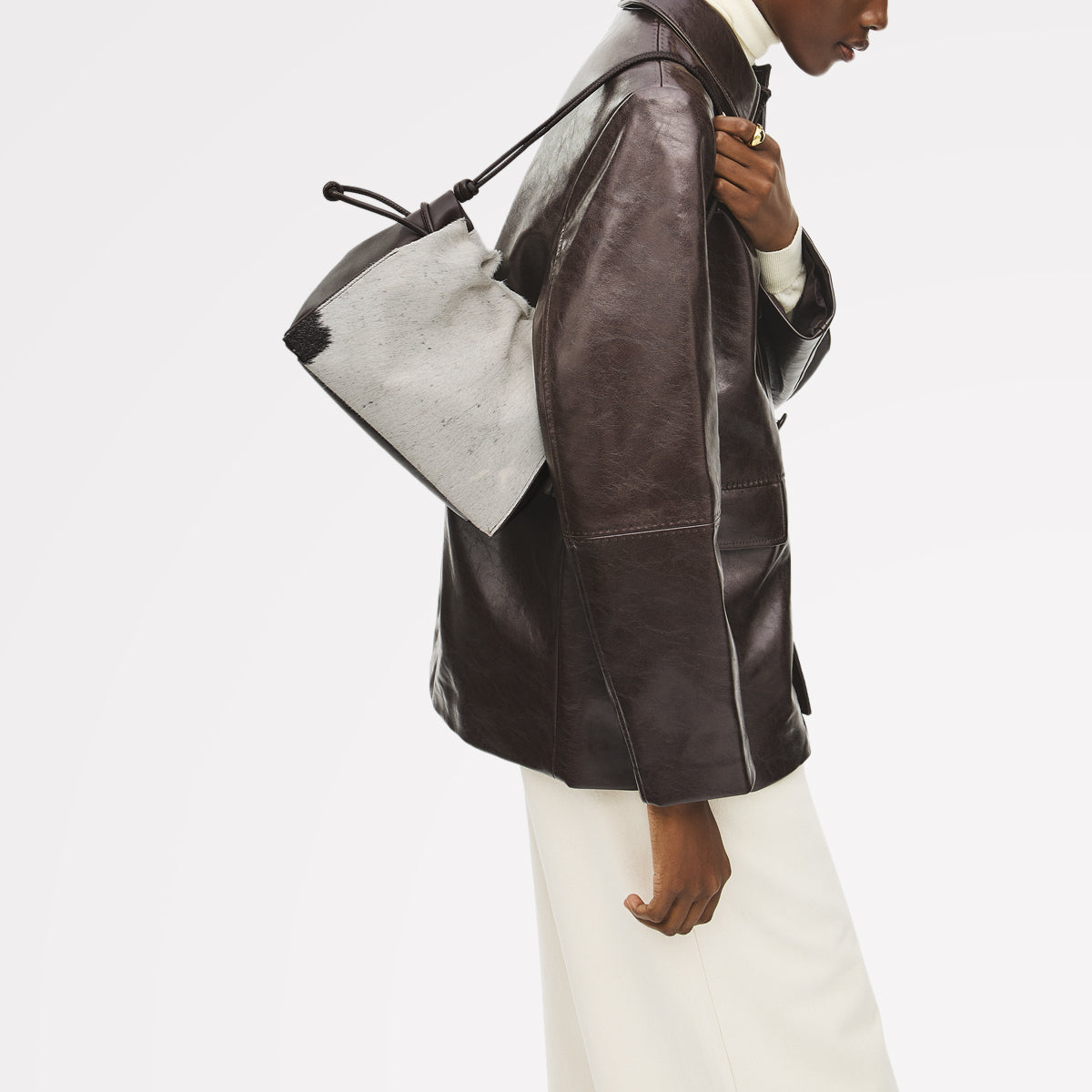 【schott】Cow leather body bag schott】Cow leather body bag schott】Cow leather body bag Schott