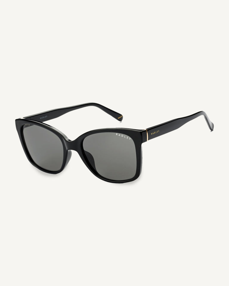Carlton Close Classic Square Sunglasses  Black - 113775