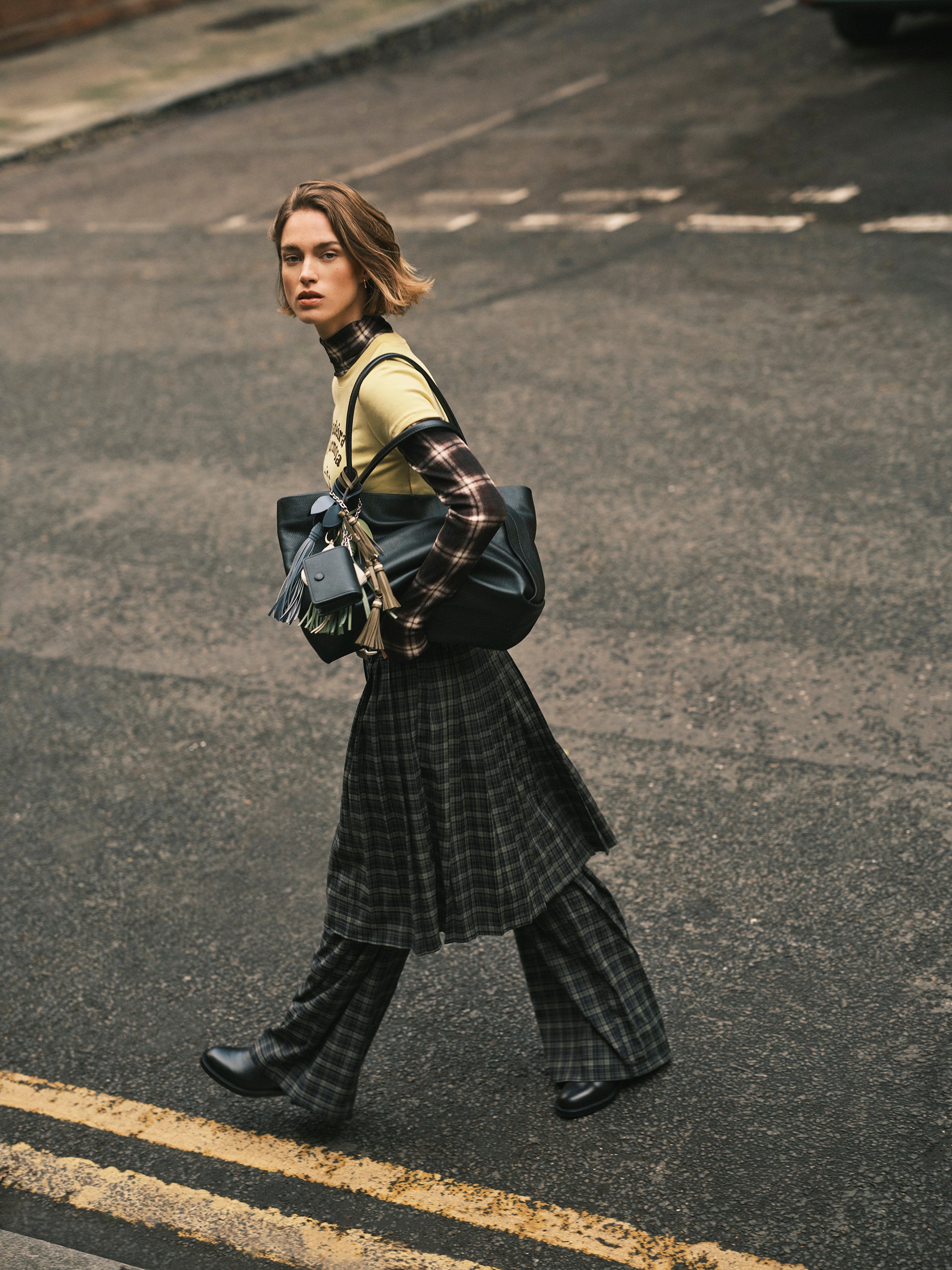 The Evie Large Ziptop Shoulder Black - 113132