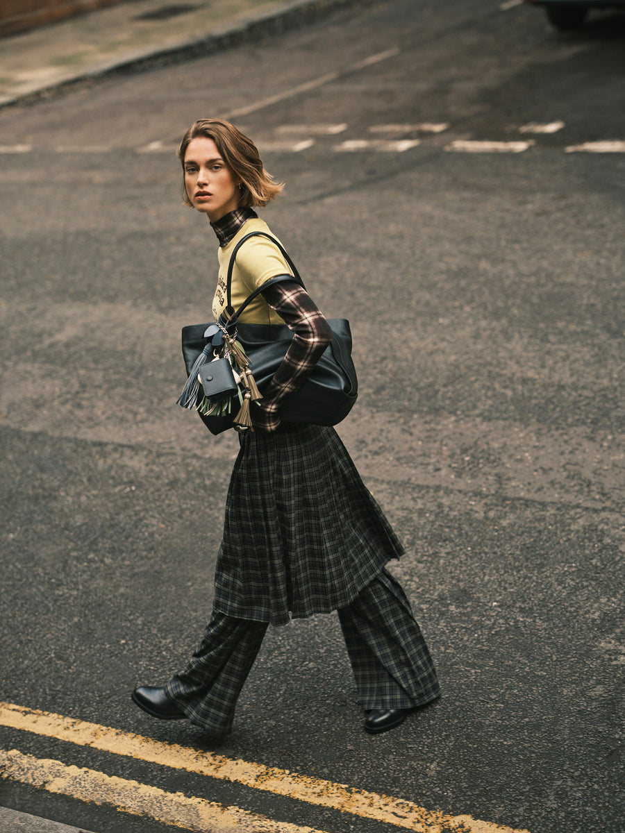 The Evie Large Ziptop Shoulder Black - 113132