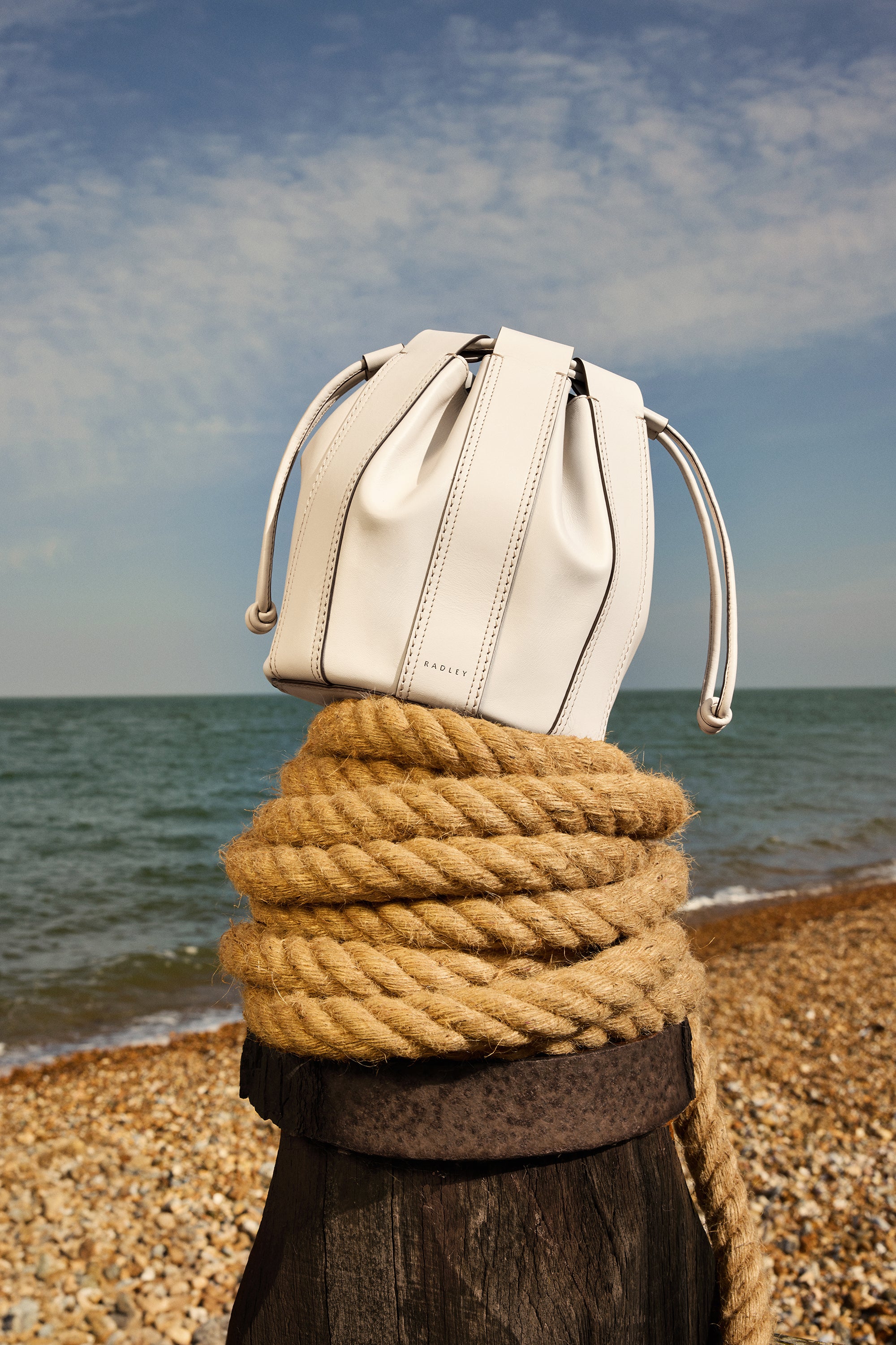 Salt Medium Drawstring Cross Body Bag | The Flora AW26 | Radley London
