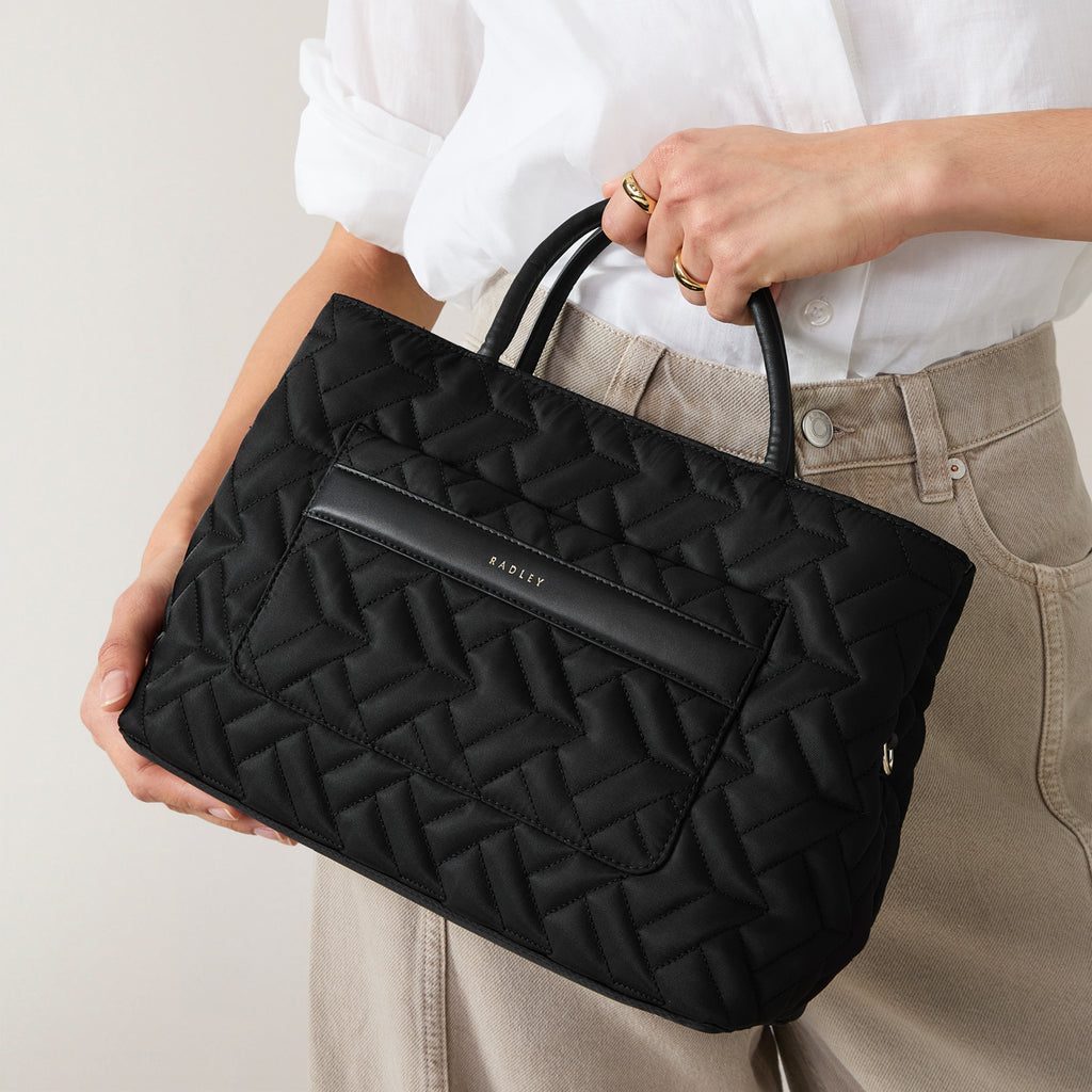 Holland Park Fabric Medium Ziptop Grab Bag in Black - H2062001