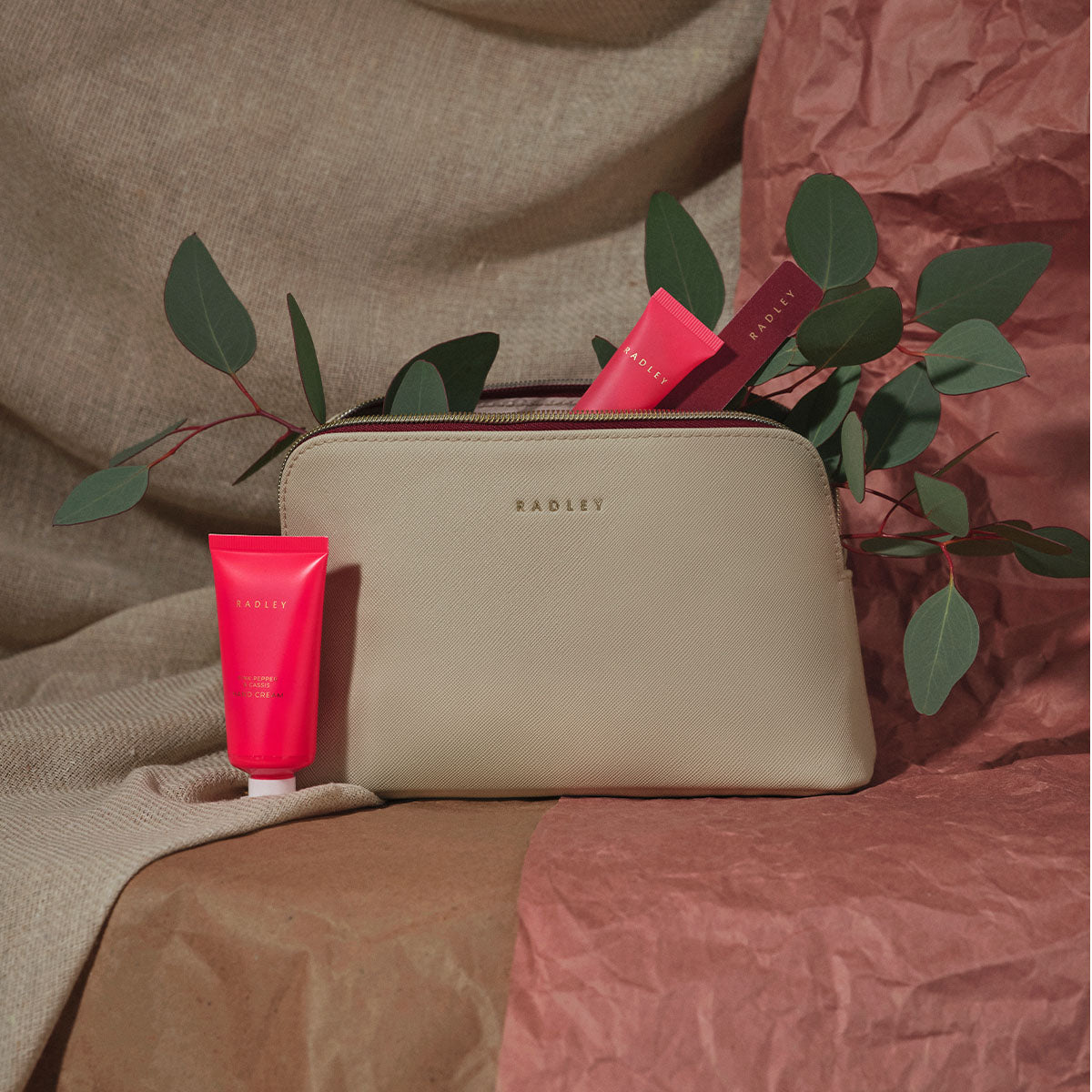 Radley Beauty Beauty Bag Cranberry - 4009750