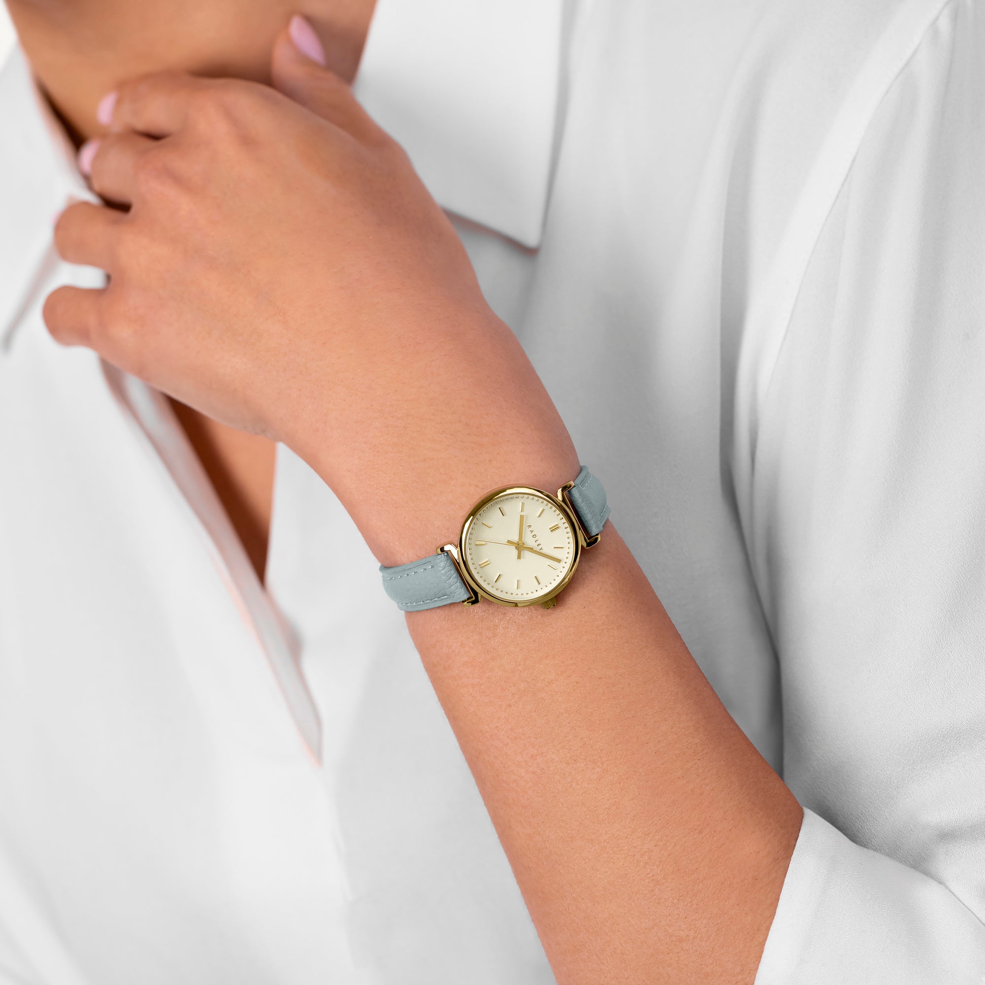 The Abbey Mni T-Bar Leather Strap Watch Pistachio - RY21978