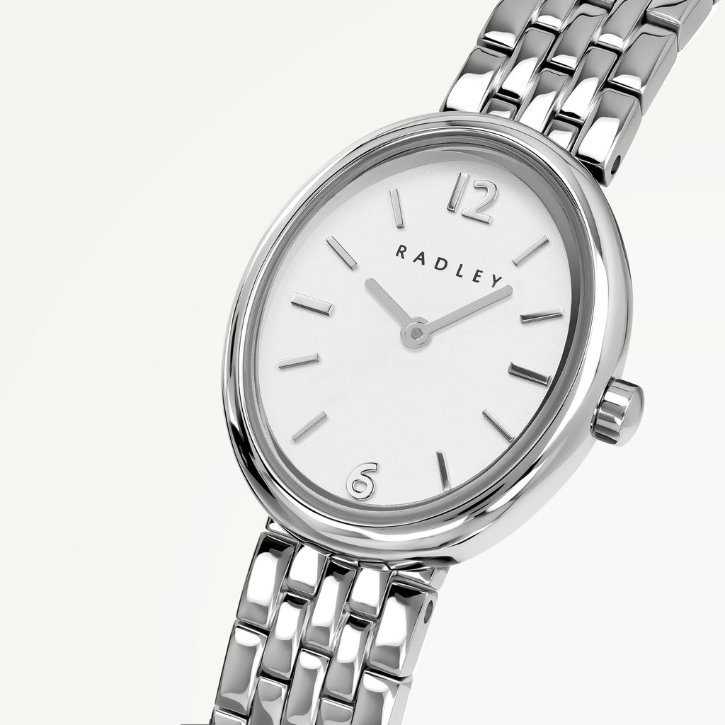 The Evie Oval Bracelet Watch Silver - Ry4691