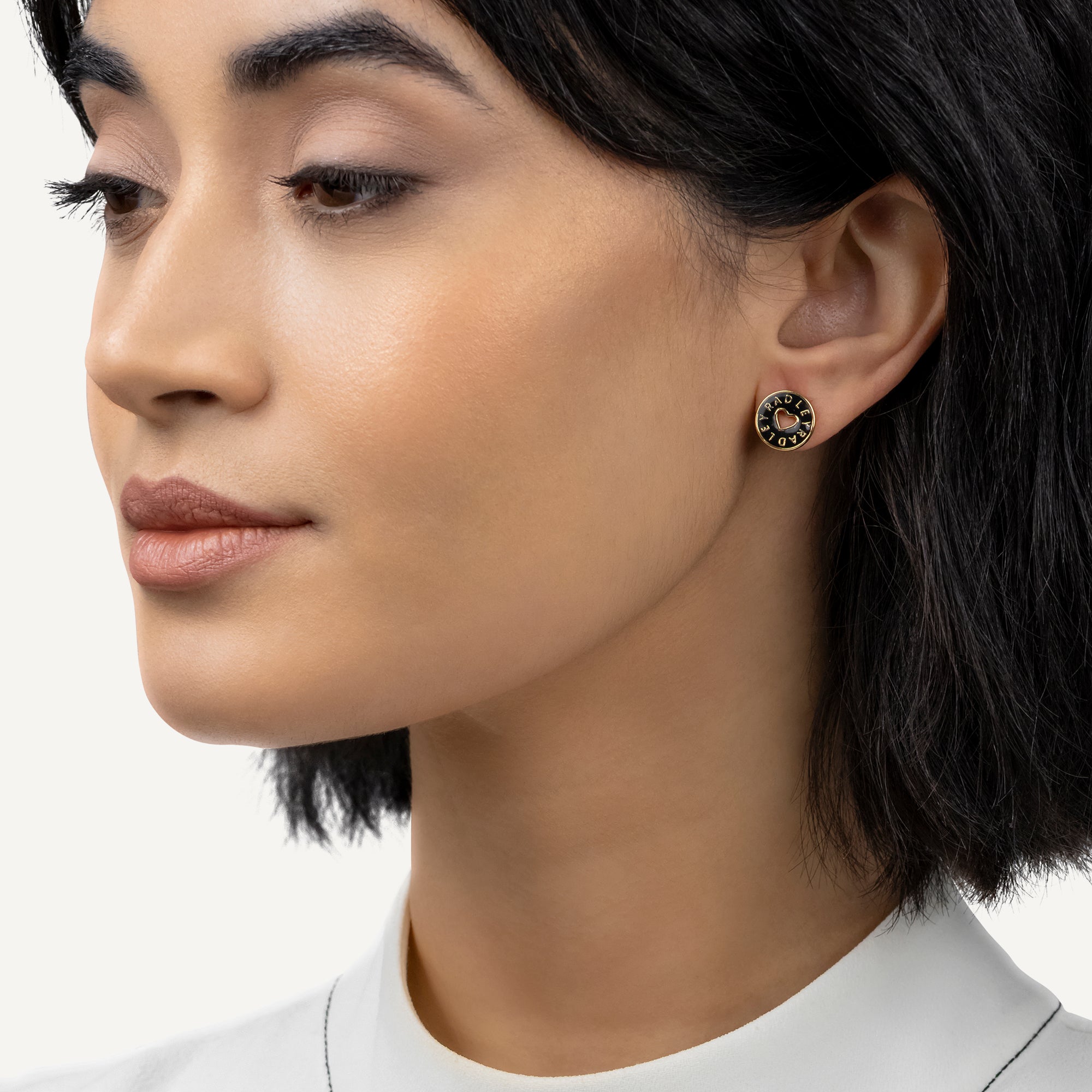 Sion Close Black Enamel Heart Cut Out Ear Gold - RYJ1642S