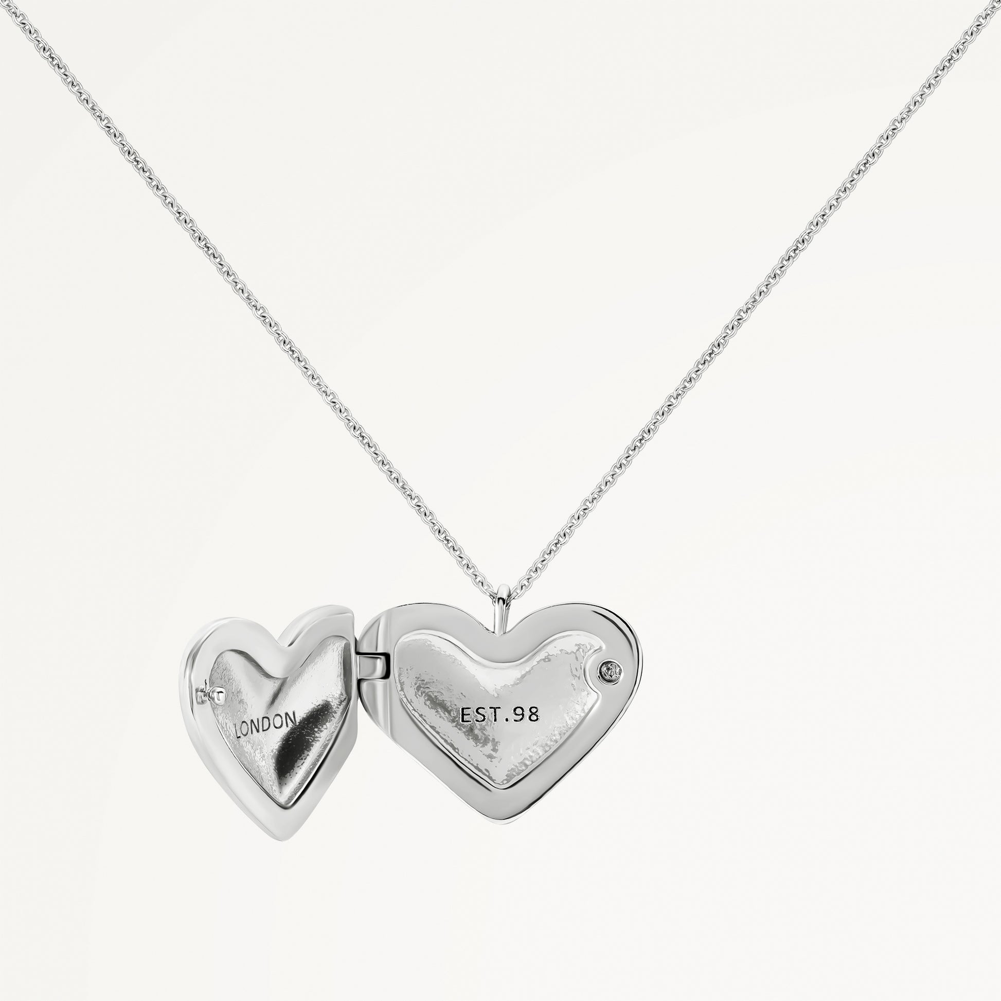 Beaton Close Hammer Heart Locket Necklace Silver - RYJ2515S
