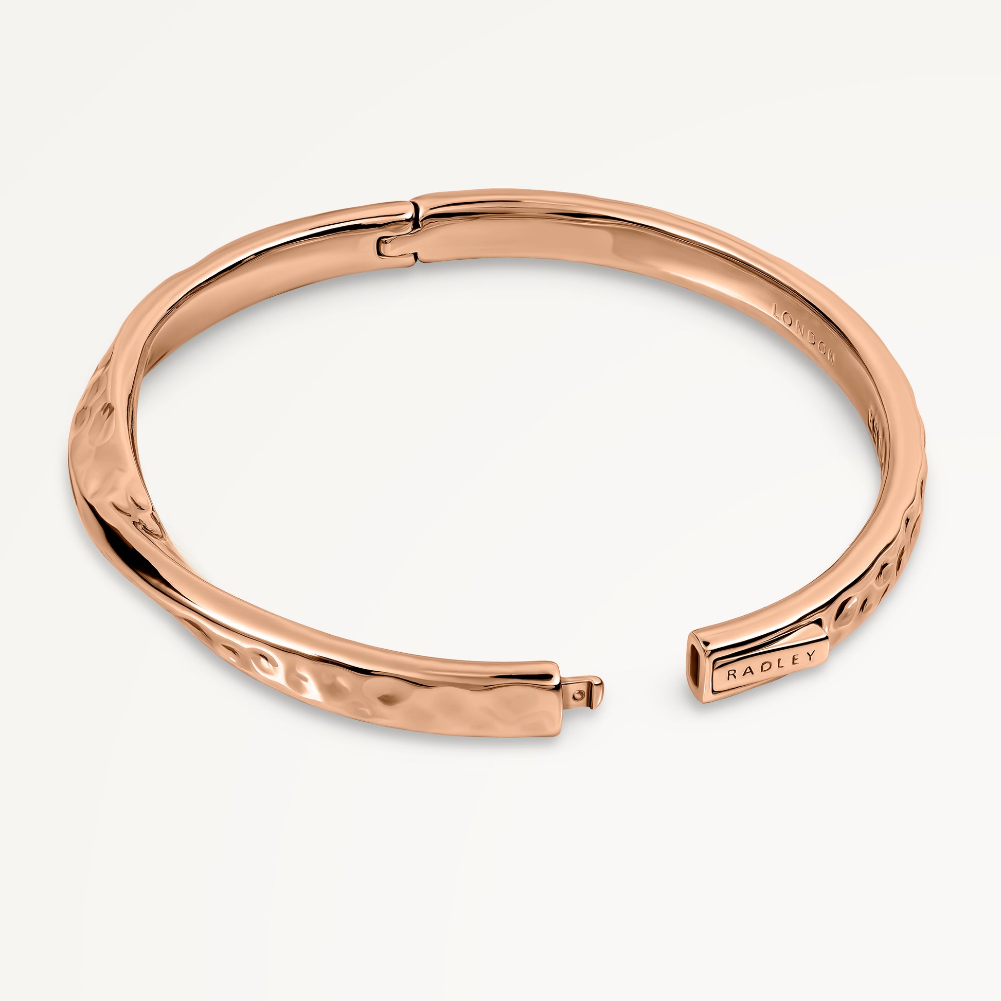 Beaton Close Hammer Effect Bangle Rose Gold - RYJ3488S