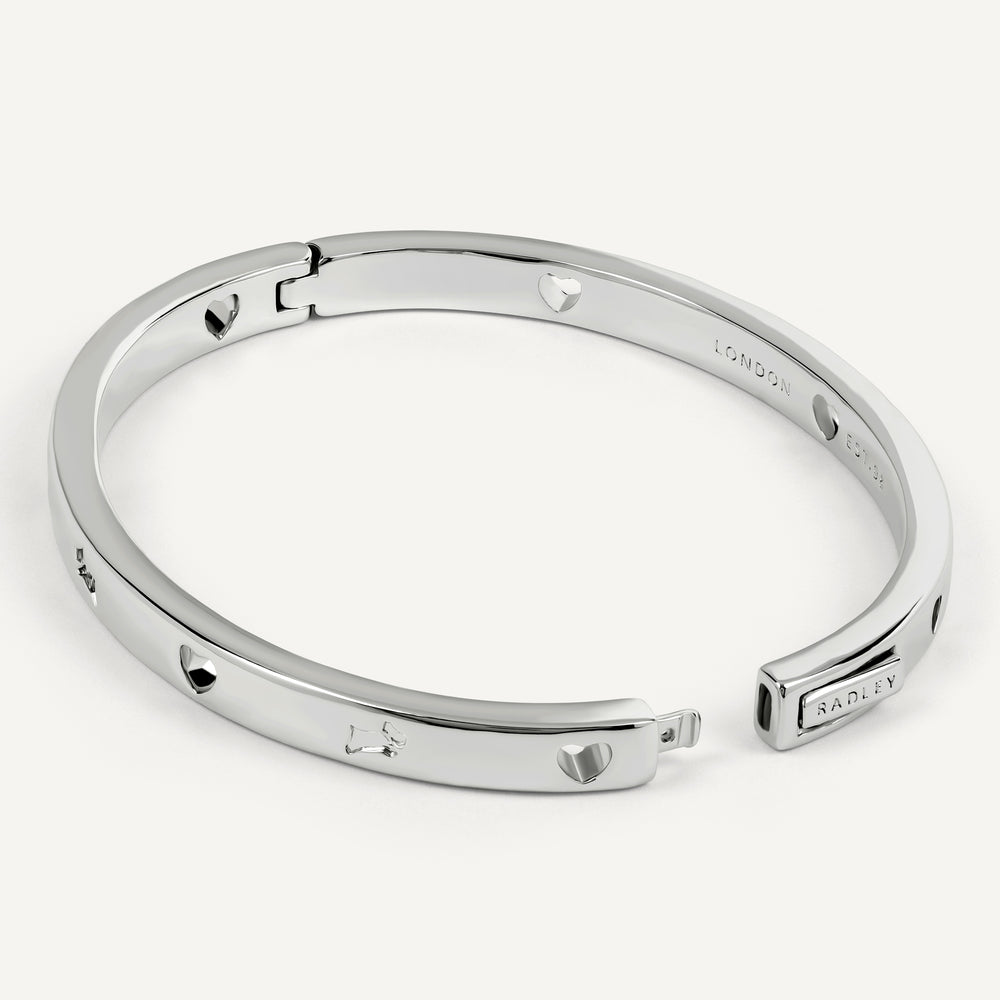 The Camden Cut Out Heart And Dog Bangle Silver - RYJ3617S