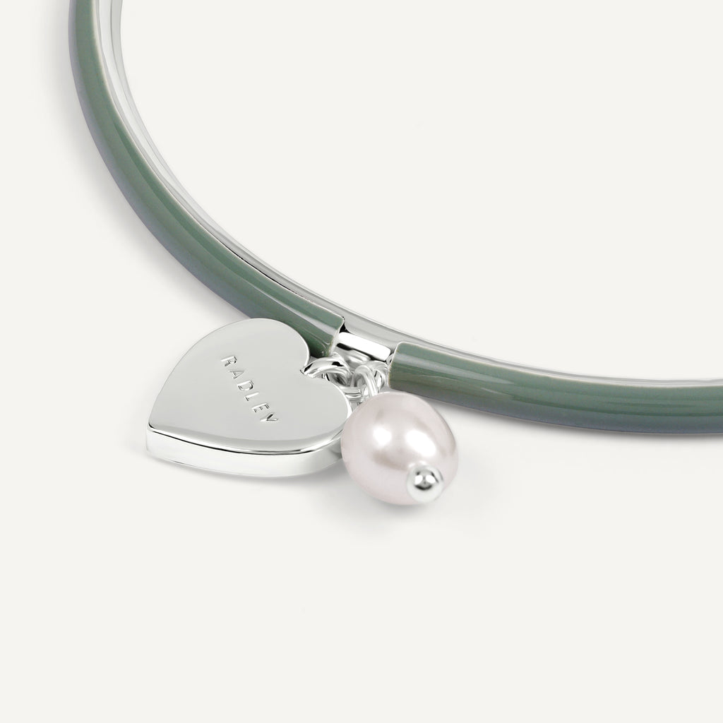 Heart Street Enamel Bangle With Hanging Cha Silver - RYJ3621S