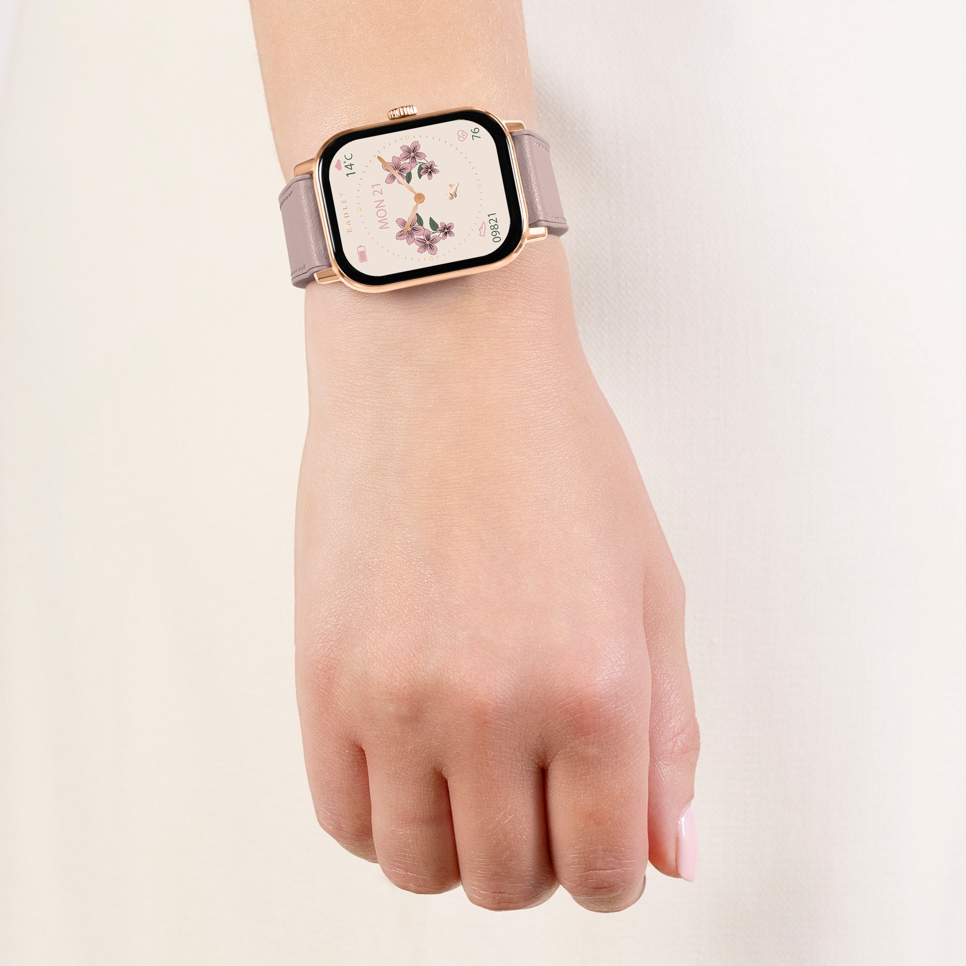 Series 56 Smartwatch With Leather Strap Cobweb - RYS56-2188
