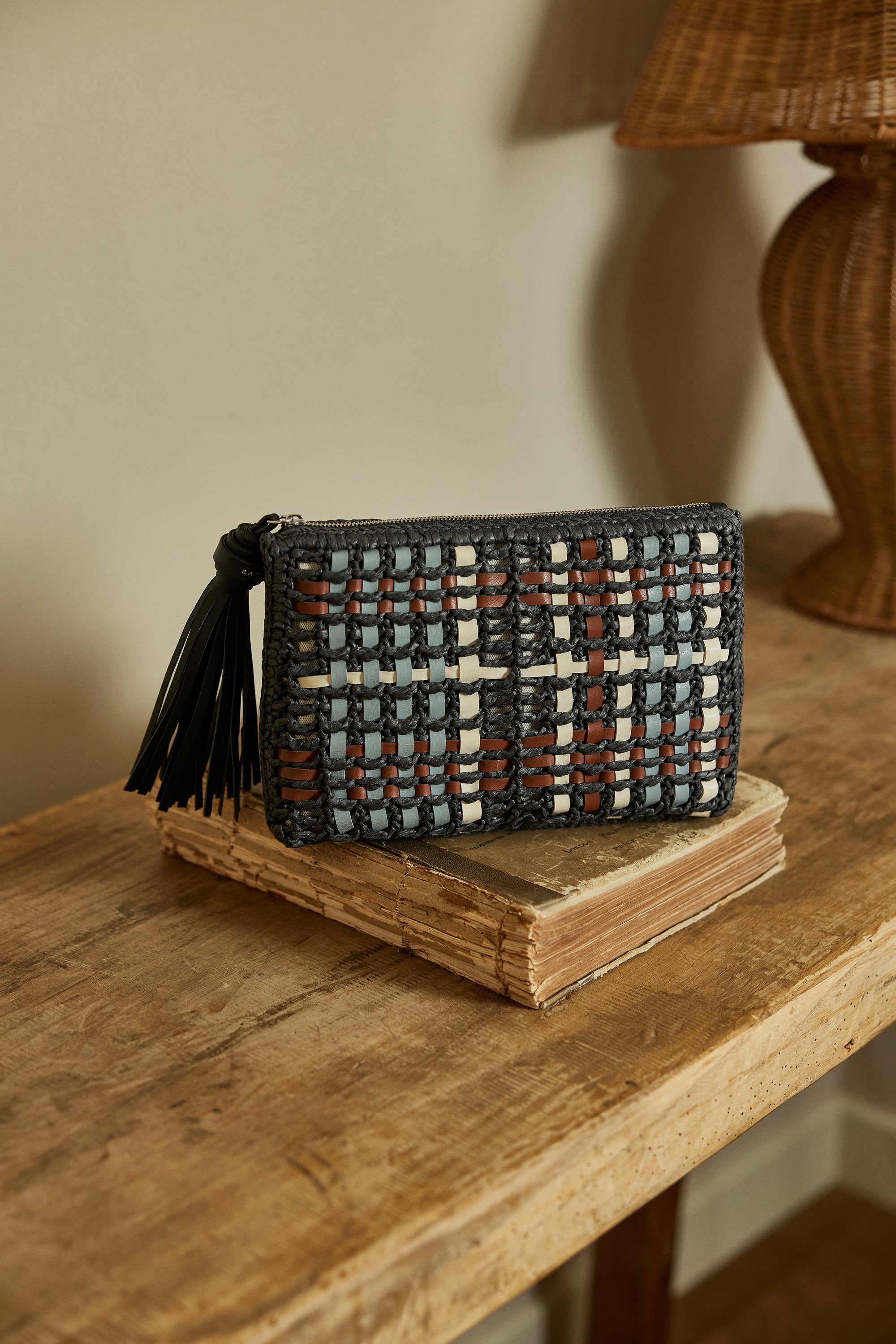 Black Medium Ziptop Pouch | The Camden SS26 | Radley London