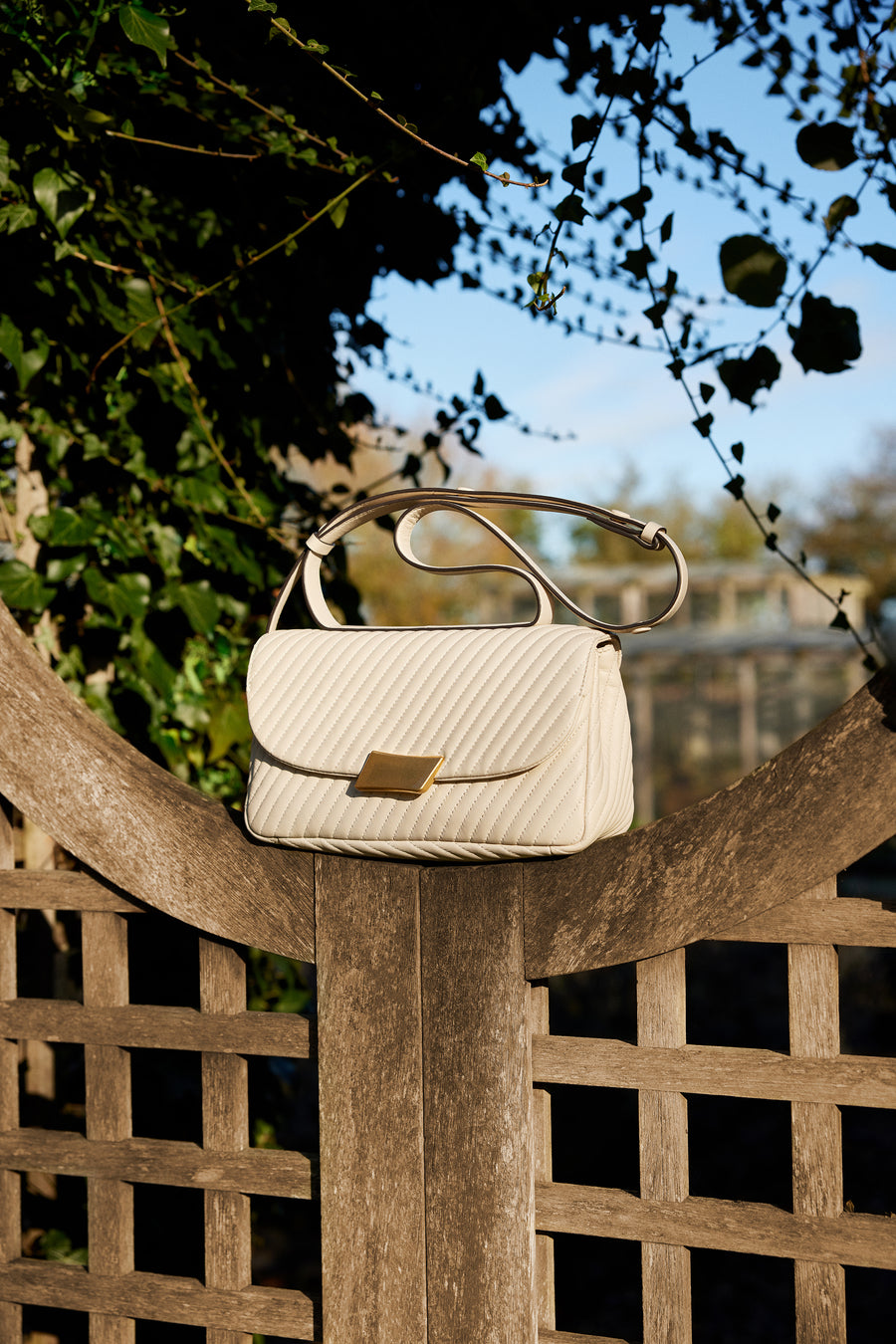 The Belsize - Quilt Medium Flapover Cross Body Salt - 113473