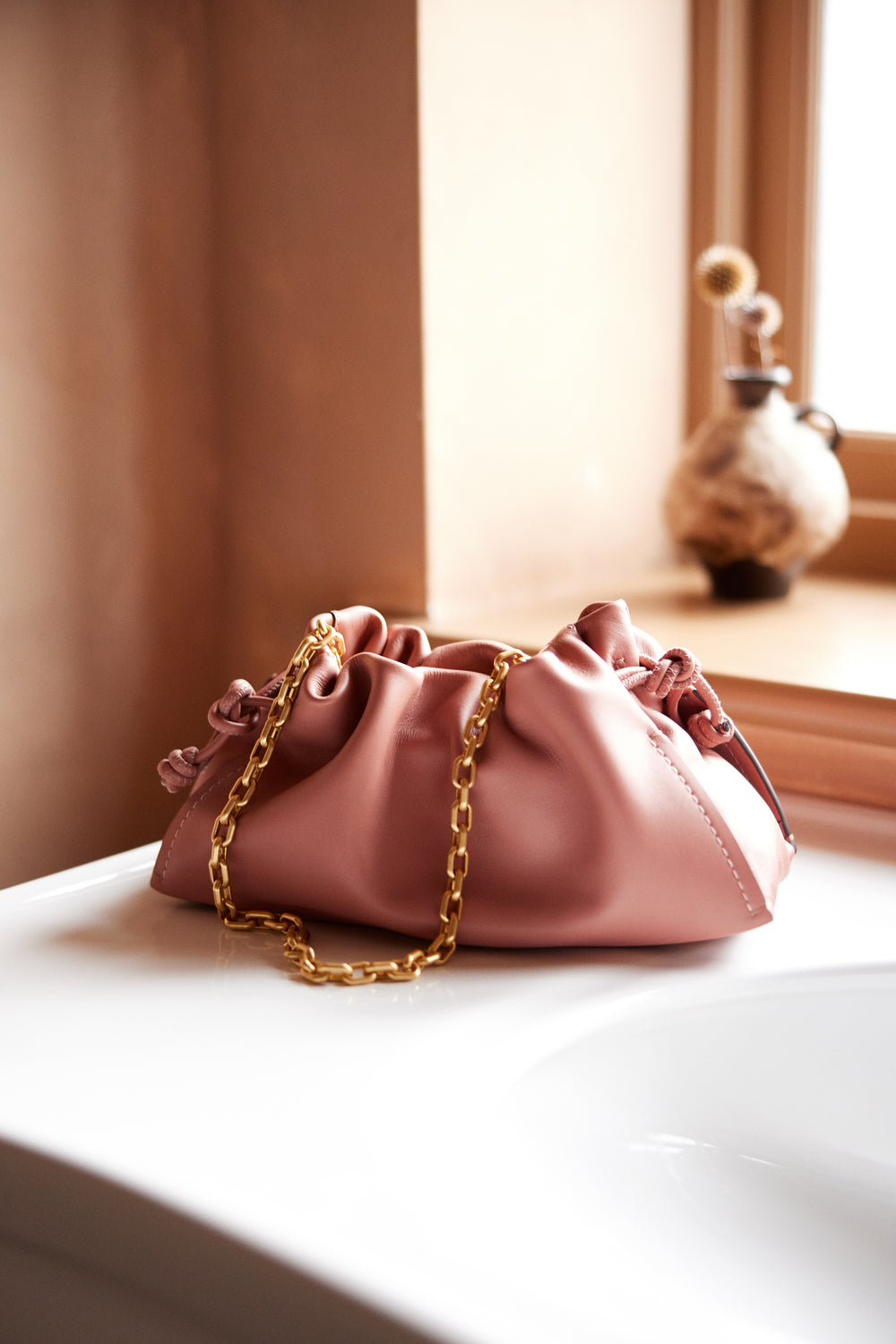 The Roxburgh Medium Chain Clutch Carnation - 113468