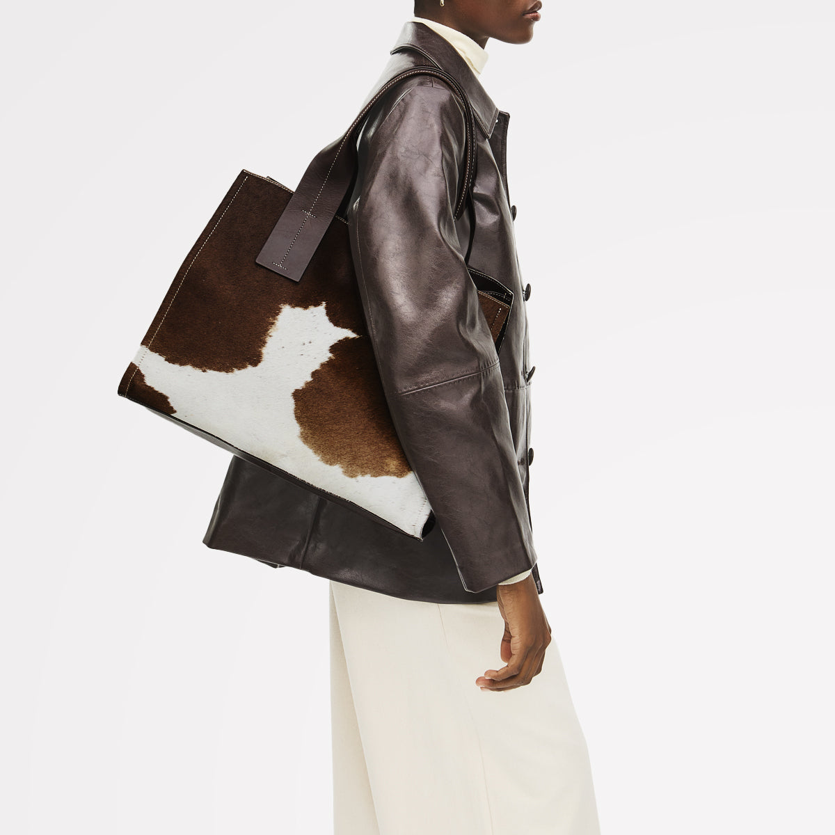 The Strand - Cow Hide Large Open Top Shoulder Dark Oak - 113075