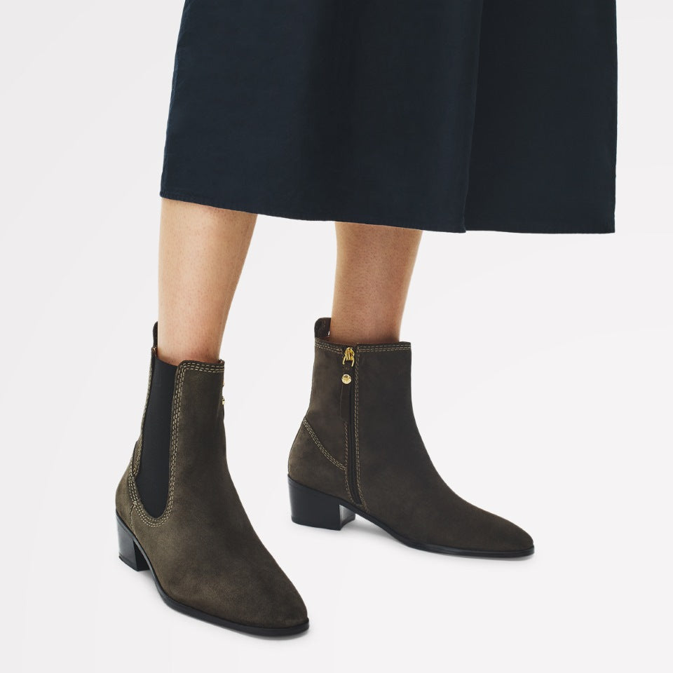 Lingfield Road Clean Casual Chelsea Boot - 112542