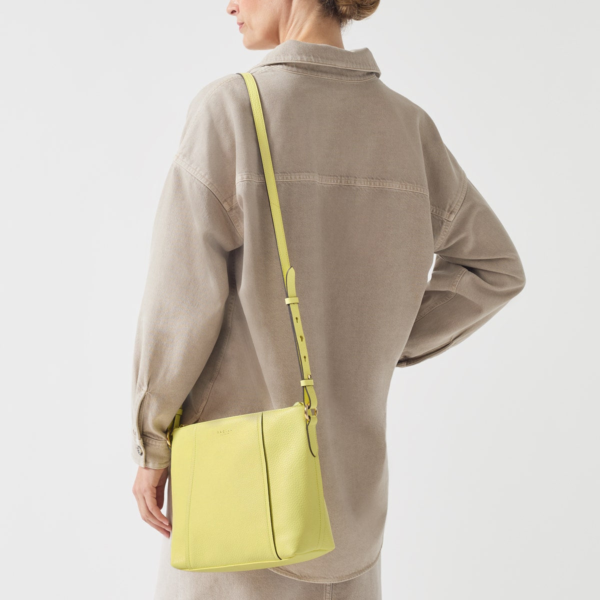 Wood Street 2.0 Leather Medium Ziptop Crossbody Bag in Panna Cotta - H1250745