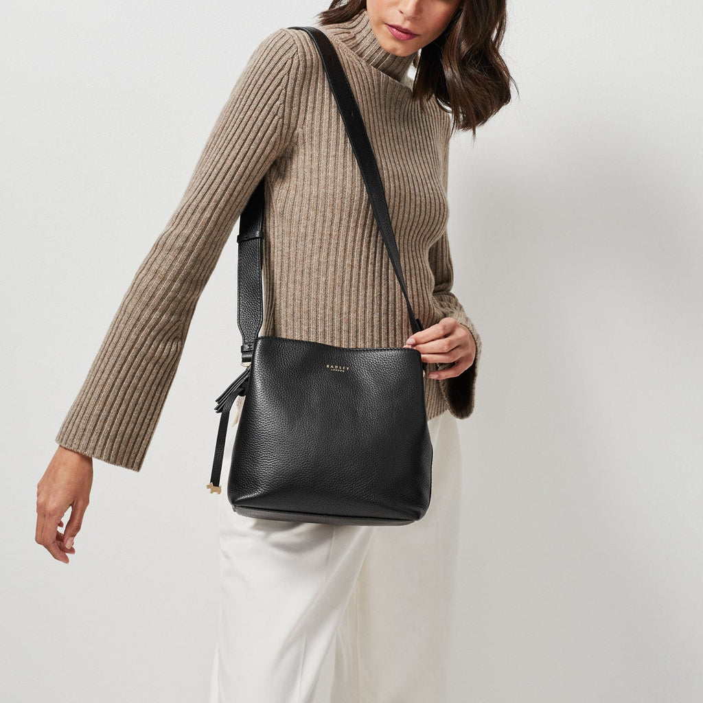 Dukes Place Leather Medium Compartment Crossbody Bag in Black - H1556001