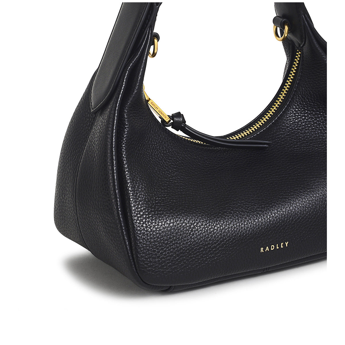 Earl Street Leather Small Ziptop Grab Bag in Black - H1996001